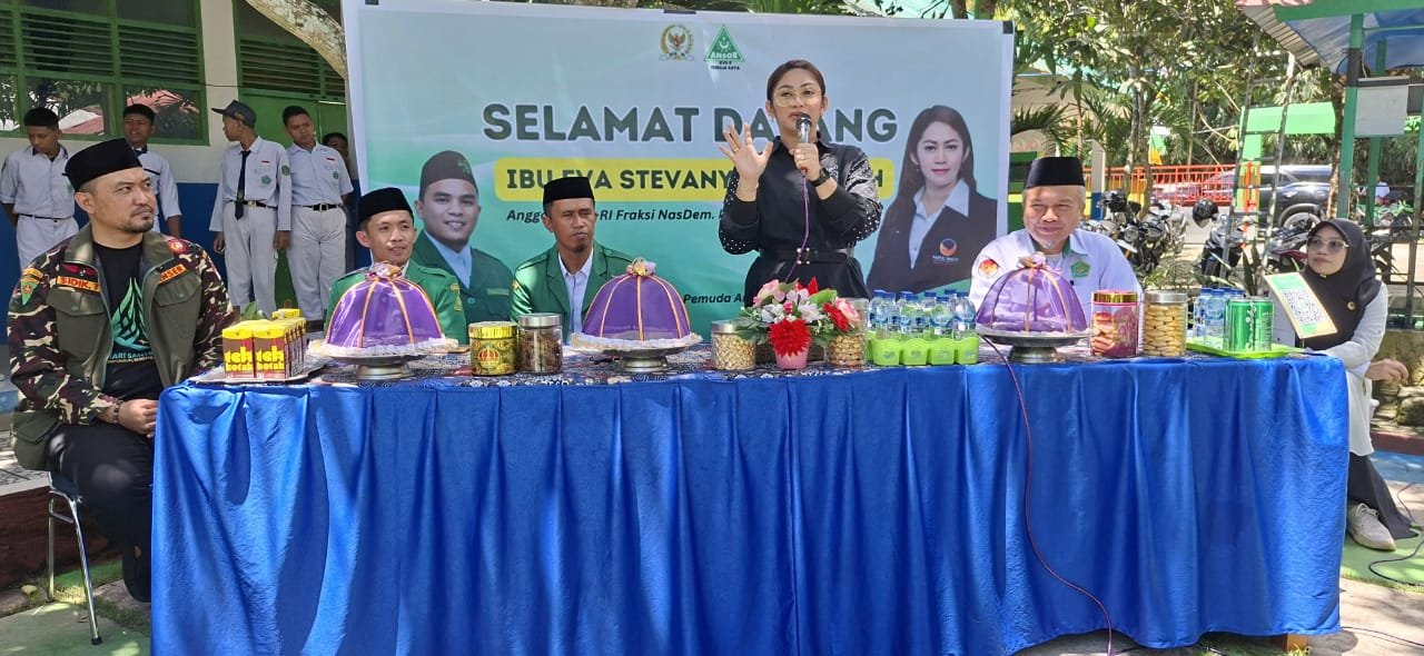 Rajut Silaturahmi, Sekretariat GP Ansor Toraja Raya Sambut Anggota DPR RI Eva Stevany Rataba Di MTsN Tana Toraja