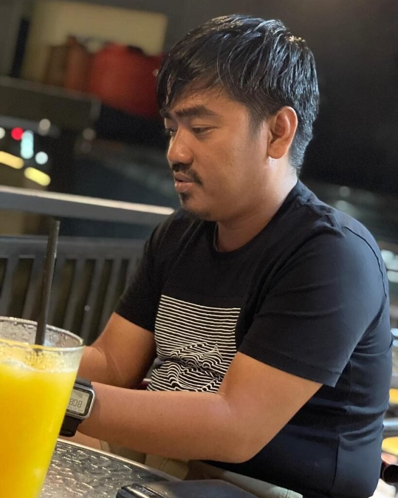 Jangan Ada KKN di Antara Kita! Oleh: Mubarak Djabal Tira