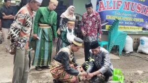 Viral: Kisah Pengantin di Bantimurung Rayakan Pernikahan Dengan Menanam Pohon