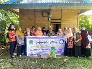 Wujudkan Toleransi Beragama, DWP Kemenag Tana Toraja Gelar Kunjungan Sosial