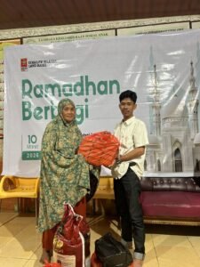 Ramadhan Penuh Makna, LMND Sulsel Berbagi Kebahagiaan Bersama Anak Panti Asuhan Riskullah