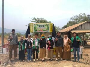 Dorong Pemanfaatan Tanaman Herbal, Mahasiswa KKN-T UIN Palopo Posko 101 Gelar Lomba Taman TOGA di Desa Buangin