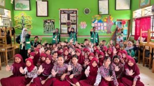 Cegah Bullying Sejak Dini, Mahasiswa KKN UIN Palopo Kelompok 40 Ajak Siswa SD Berani Peduli & Lapor